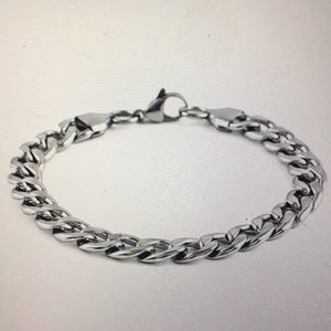 Men’s Curb Bracelet in Stainless Steel.  NWT